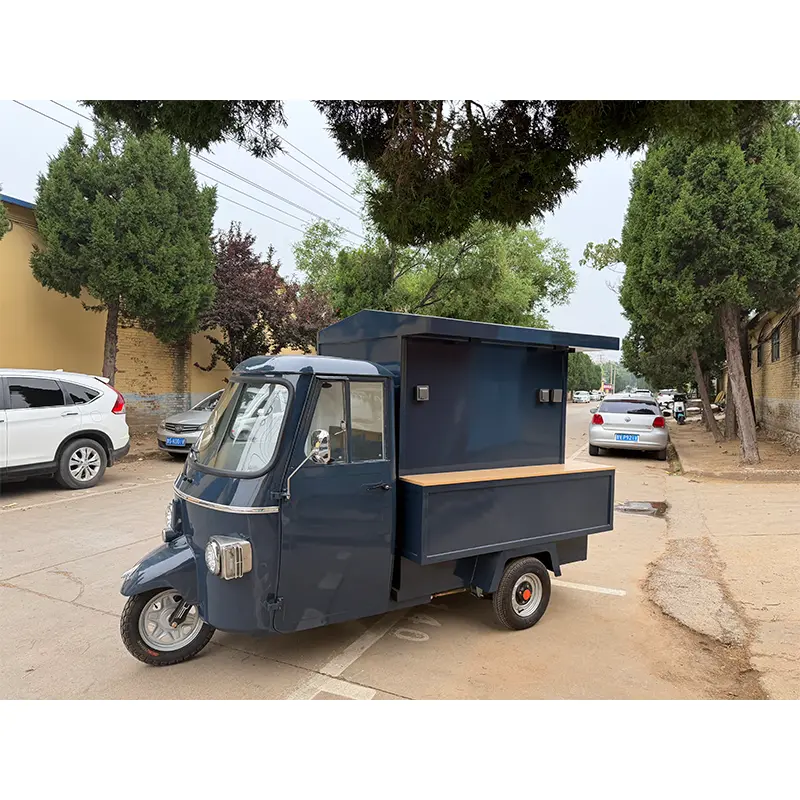 Furgonetă Fast Food Piaggio cu deschidere laterală